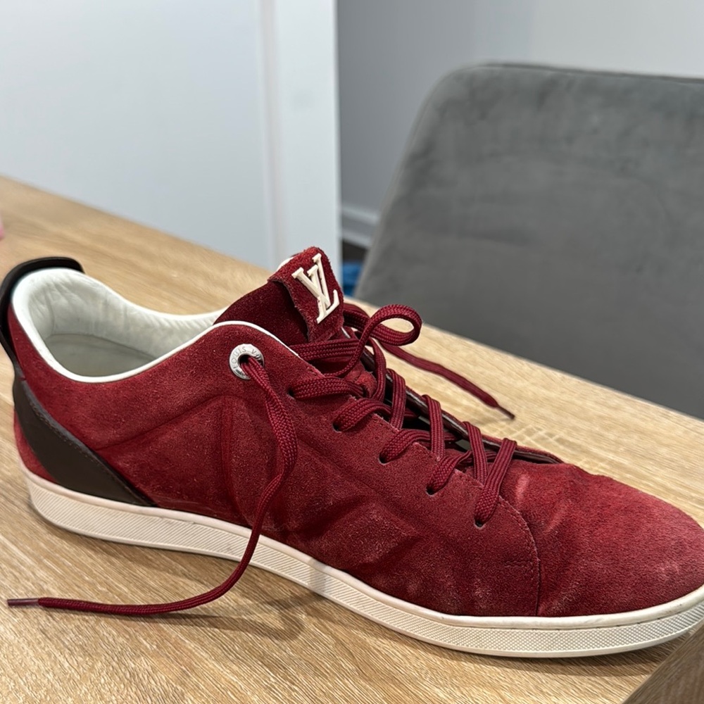 Louis Vuitton Red Sneakers Suede Low-Top - Picture 2 of 10